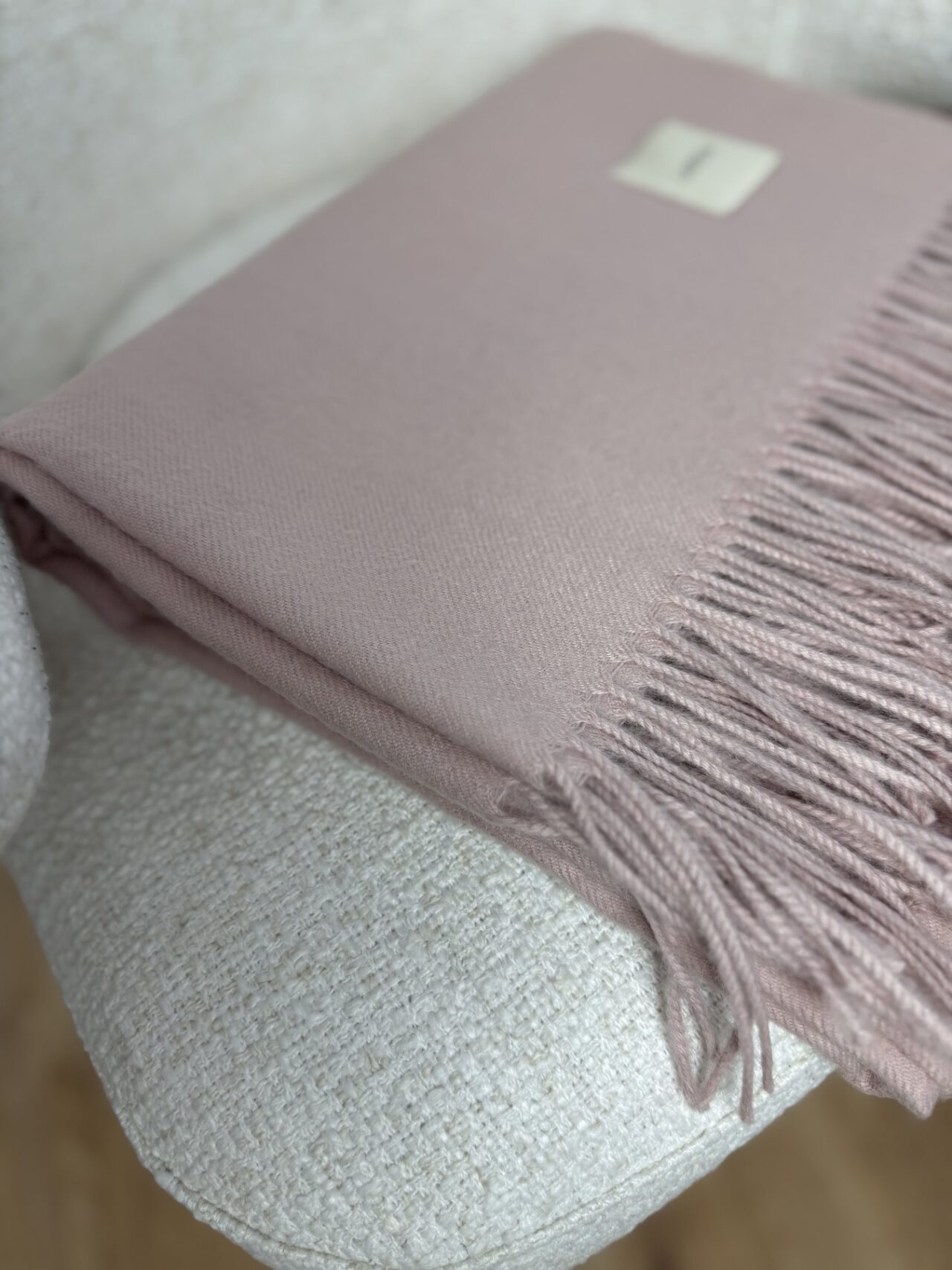 Cienki koc z alpaki 100% baby alpaca pudrowy róż