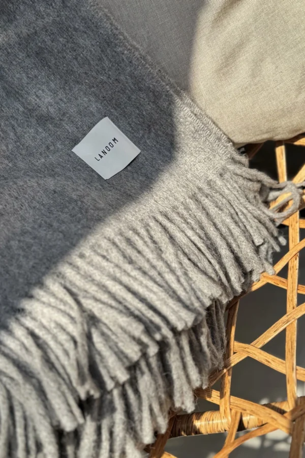 Duży szary koc z alpaki i wełny